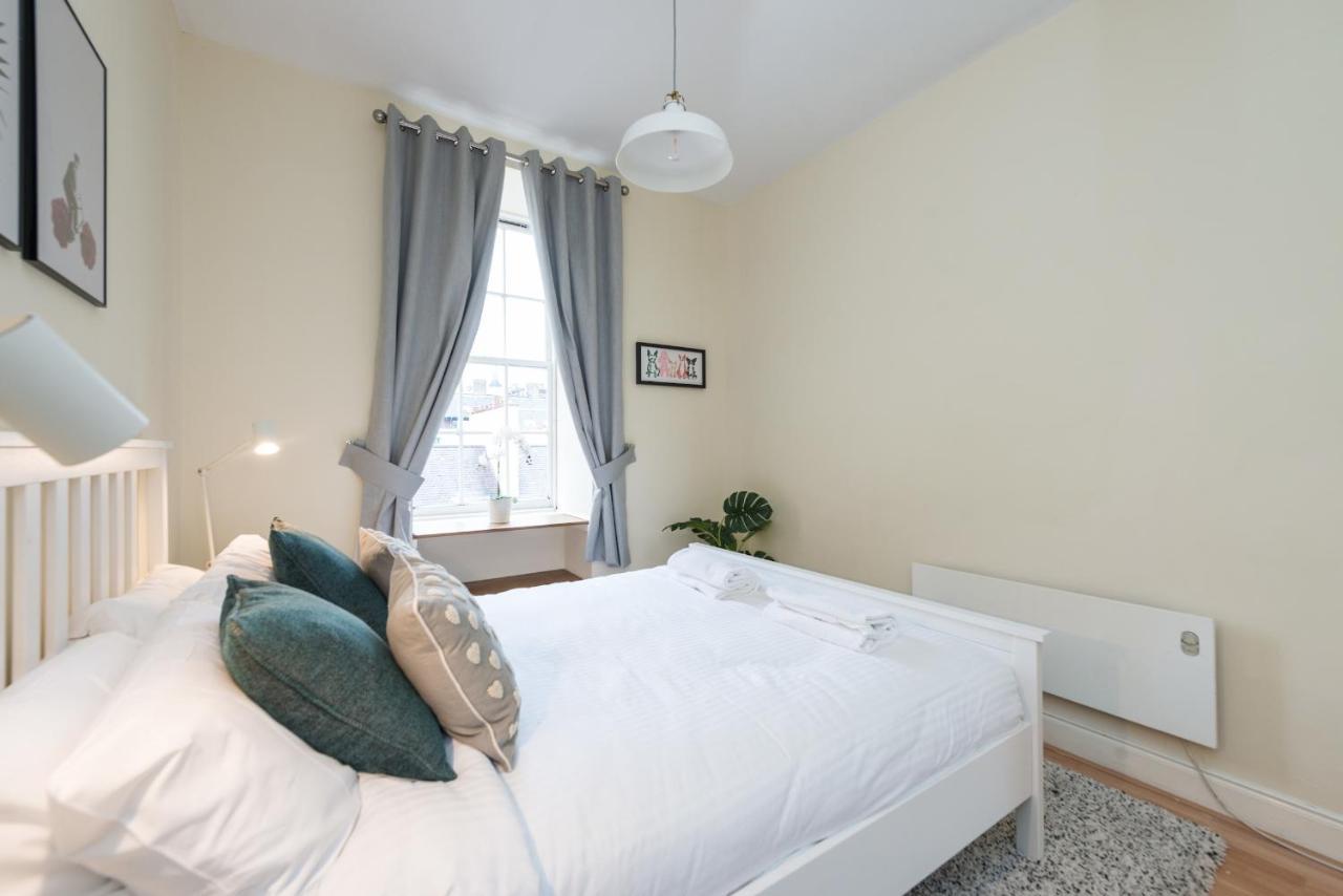 Bright And Modern 2 Bed Apartment EDI Exterior foto